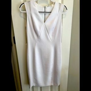 Elie Tahari beautiful sleeveless dress